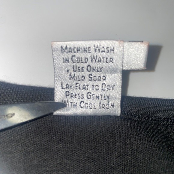 Peruvian Connection Basic Black Scoop Neck Pima Cotton Tee Women's Size Medium - Picture 6 of 6